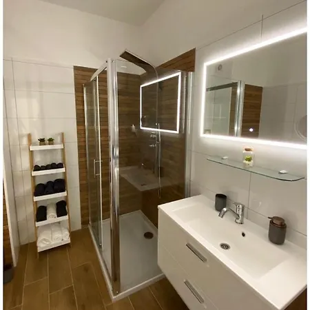 Appartement Seaesta Holidays